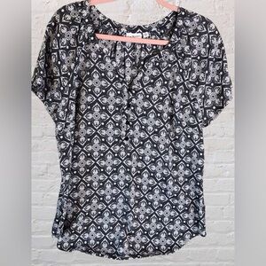 Kim Rogers Womens Dark Gray Geometric Peasant Short Sleeve Top sz L Artsy Casual